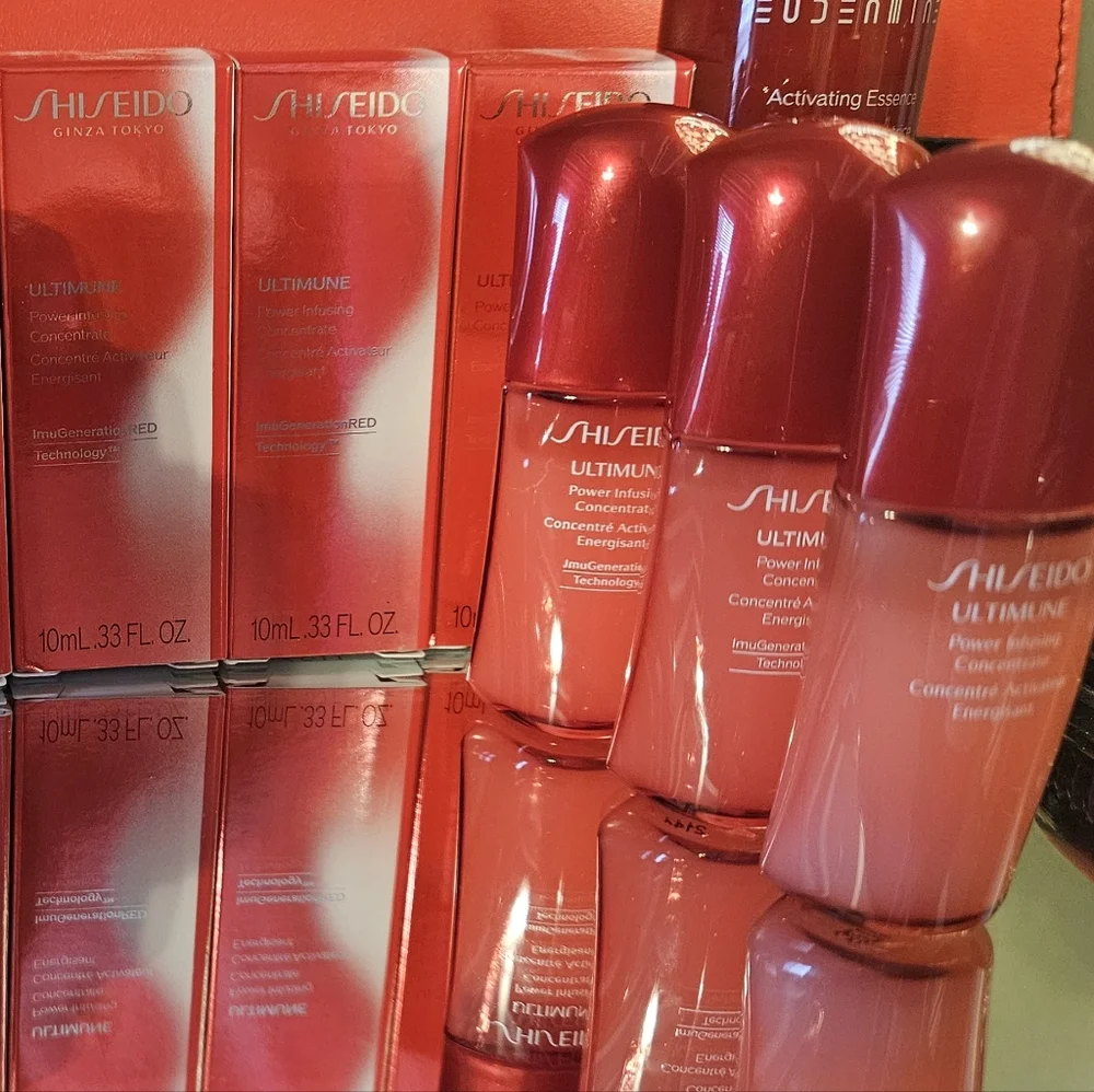SHISEIDO Skin Care Travel Bundle - 21 Items and Bag - Picture 4 of 5